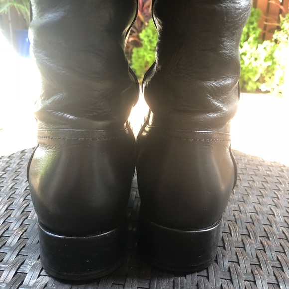 Chanel boots Authentic bought in Paris. - Picture 3 of 8